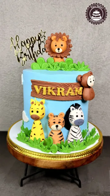 Cute Jungle Animals Birthday Cake for Kids Birthday Celebration