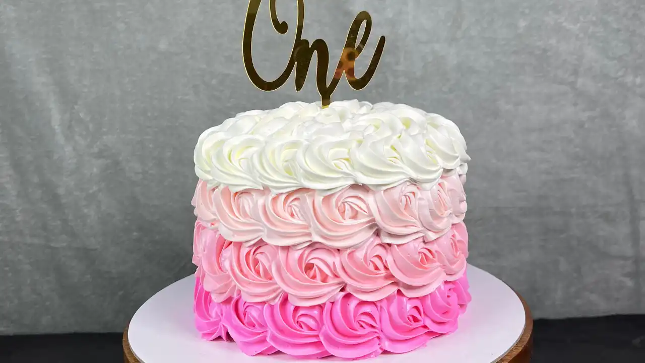 Cake Smash in Hyderabad by Pure Bakes